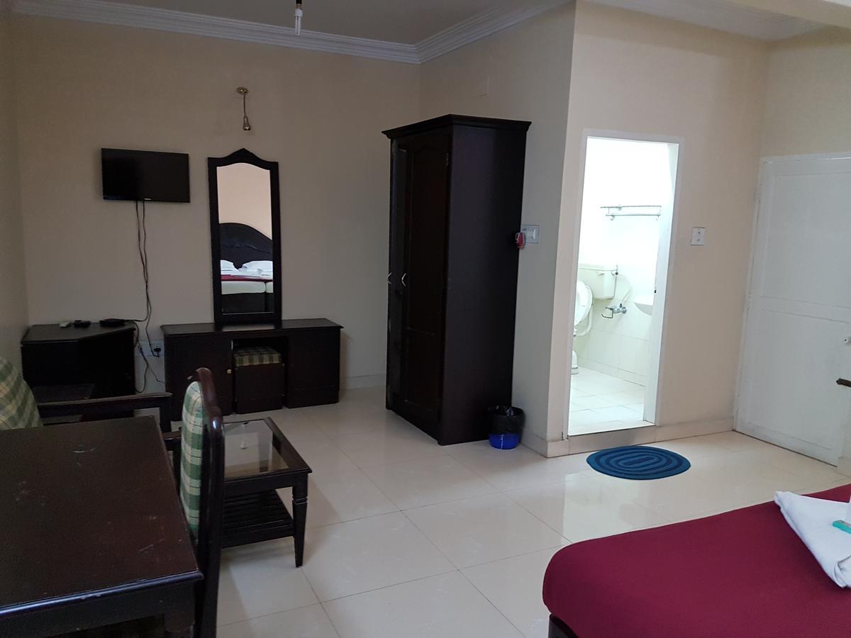 Casa Linda Hotel Kochi Buitenkant foto